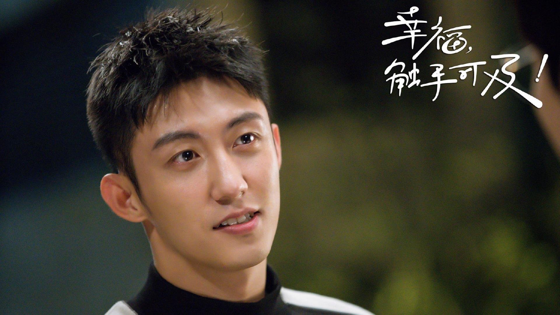 kaiyun登录入口-_运动装备大比拼：最新科技球拍与鞋类推荐_，有什么球拍